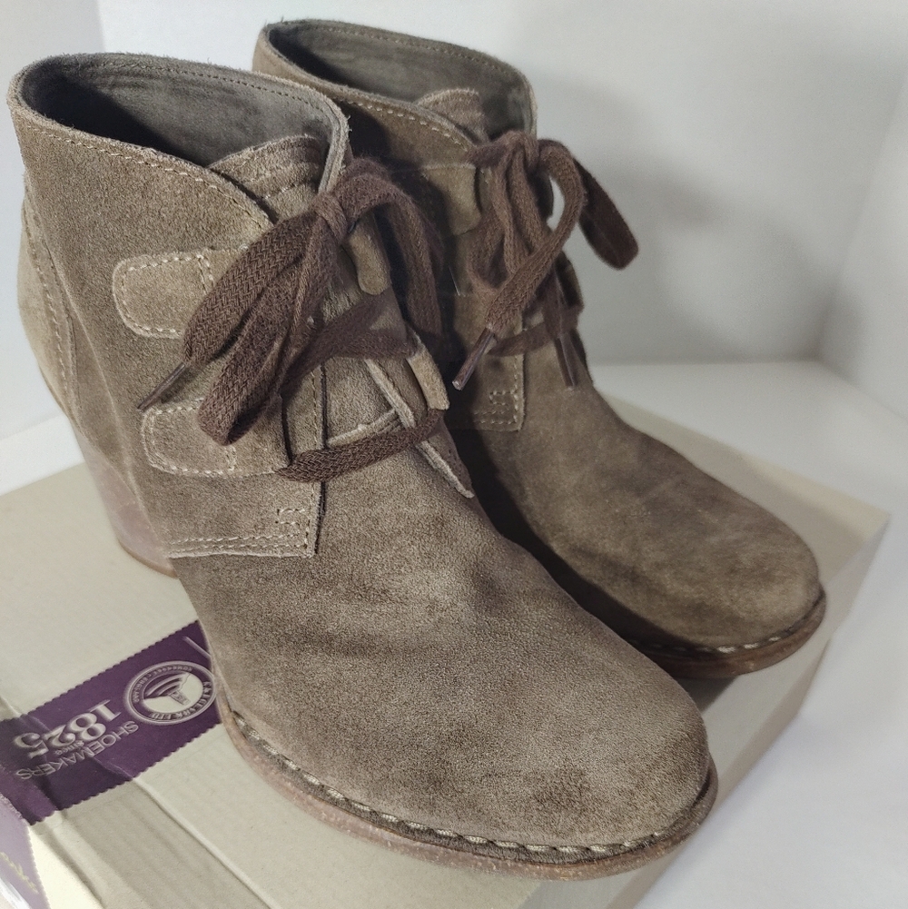 CLARKS Taupe Suede Lace Up Booties